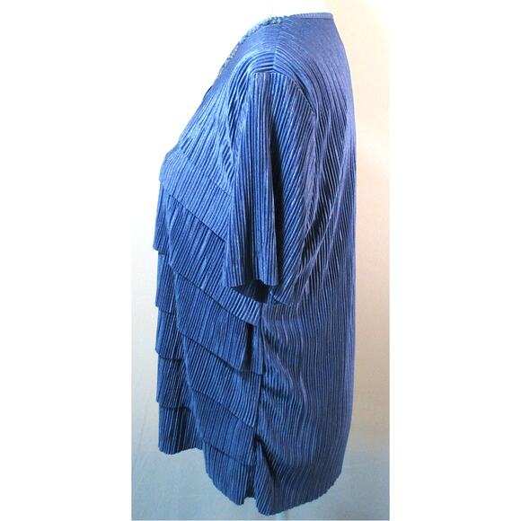 Alfred Dunner Women's Blue Short Sleeve Lined Beaded Neck Stretch Shirt Size M. - Picture 4 of 10